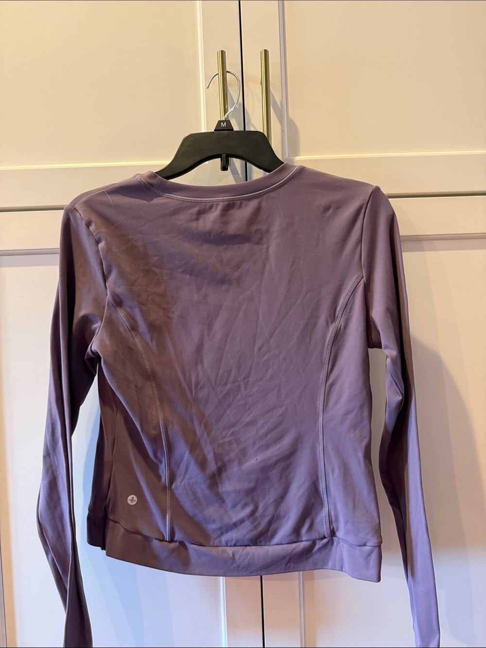 HalaraWomen’s Long Sleeve Lavender Crewneck Top medium - Picture 2 of 4